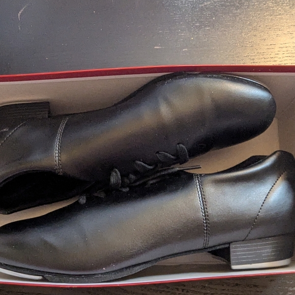 Capezio Shoes - Capezio Fluid Tap Shoe Size 11W Black